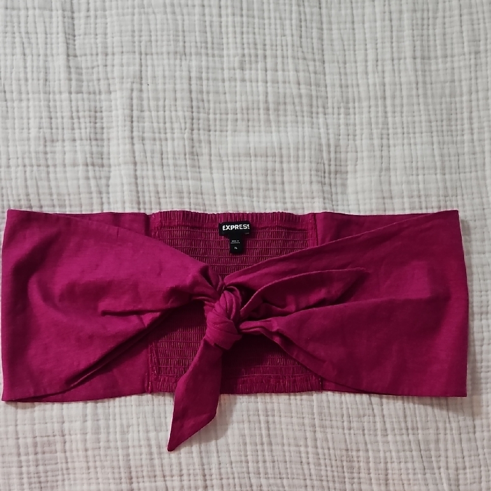 Express Pink Sleeveless Tie Front Crop Top